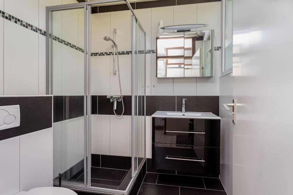 Oemoemenoe - 6 Pers - Sauna - Grote Tuin & Privacy Kortgene Dış mekan fotoğraf