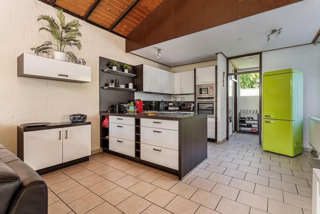 Oemoemenoe - 6 Pers - Sauna - Grote Tuin & Privacy Kortgene Dış mekan fotoğraf